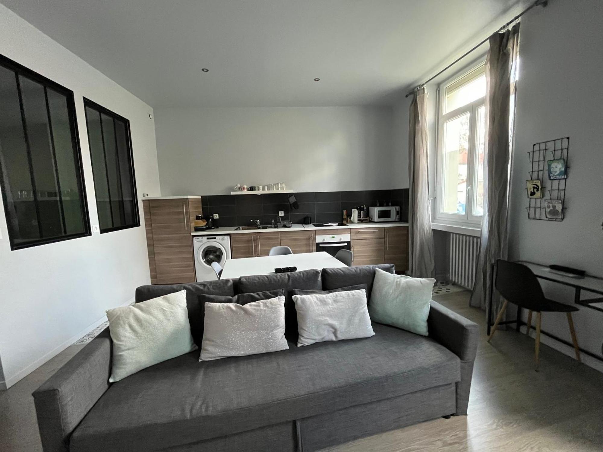 Immeuble La Doa Proche Chu Apartment Saint-Priest-en-Jarez Exterior photo